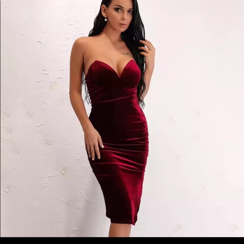 Beautiful sexy classy burgundy velvet dress